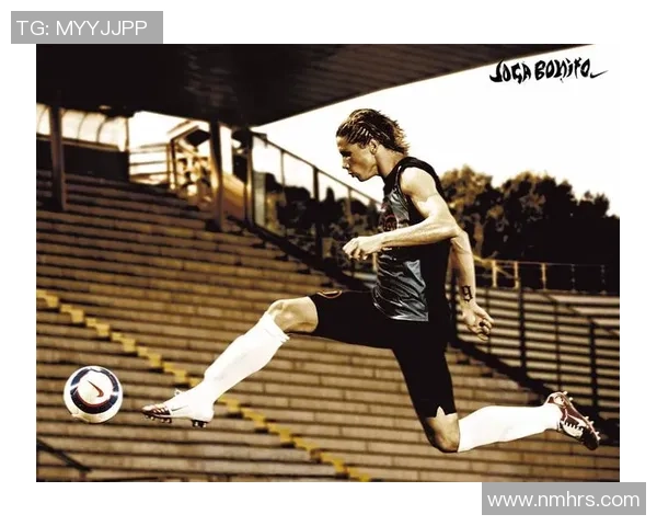 球星时尚穿搭与足球风采的完美融合展现个人魅力与运动精神 球星时尚穿搭与足球风采的完美融合展现个人魅力与运动精神