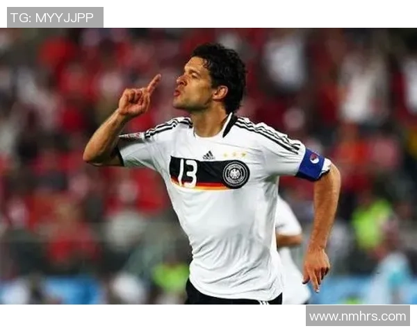 巴拉克：从天才少年到德国足球传奇的辉煌历程与成就